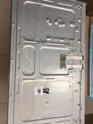 ราคาดี 3840*2160 พิกเซล มอนิเตอร์จอสัมผัสความละเอียดสูง LG 55 Inch 550cd/m2 LC550EGG-FKM4 ออนไลน์